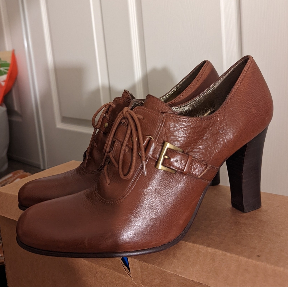 Kenneth Cole Women Shoes